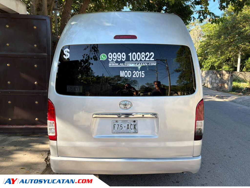 Toyota Hiace 2015