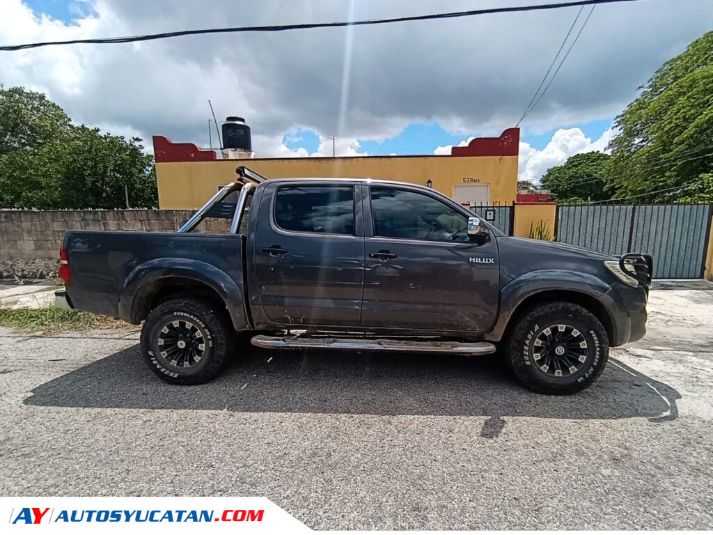 Toyota Hilux 2016