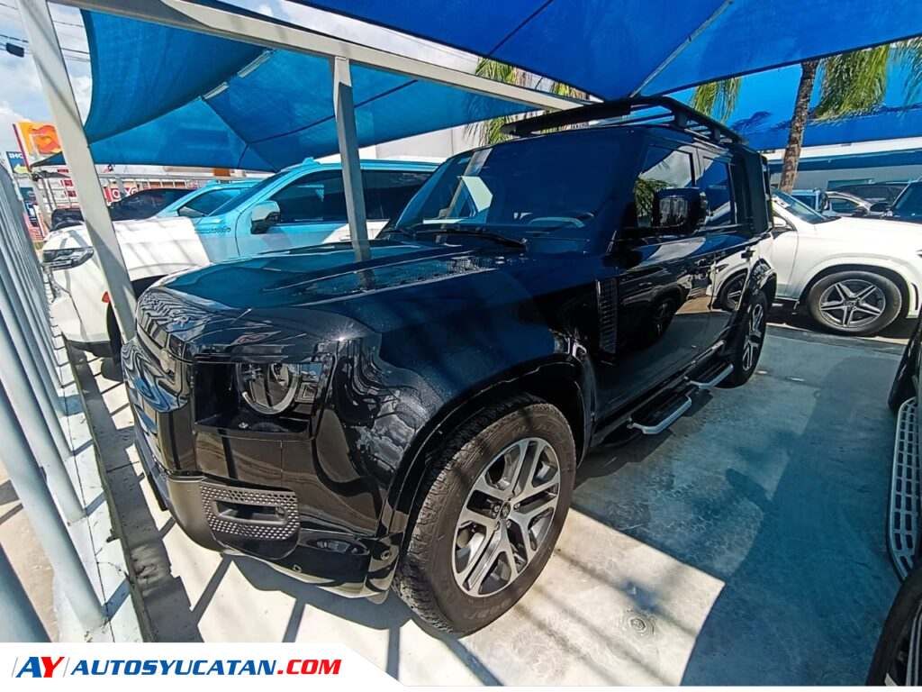 Land Rover Defender 2023