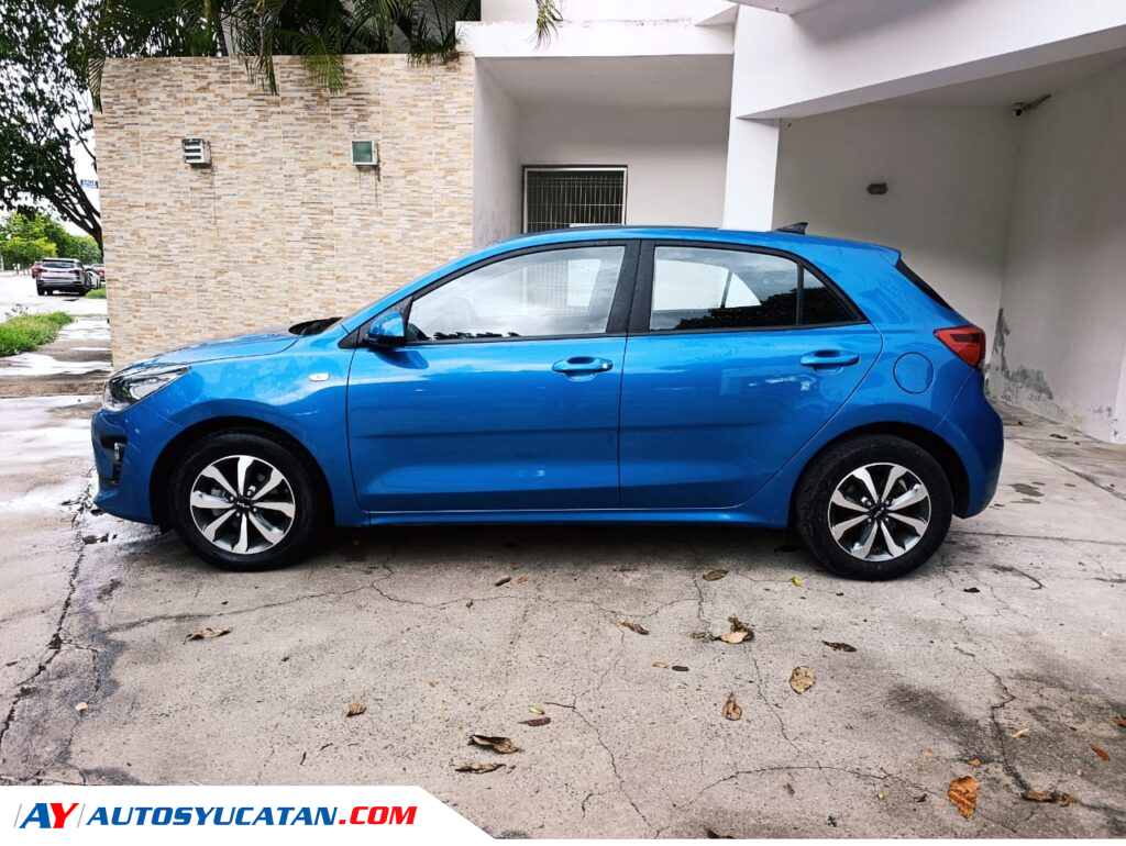 Kia Rio LX Automático Hatchback 2023