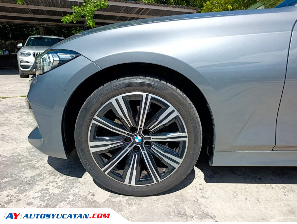 BMW Serie 3 320i 2024