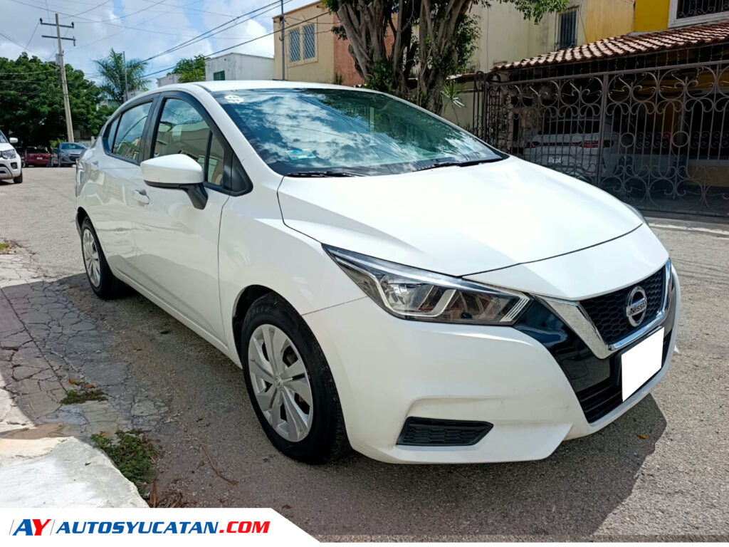 Nissan Versa Sense Automático 2020