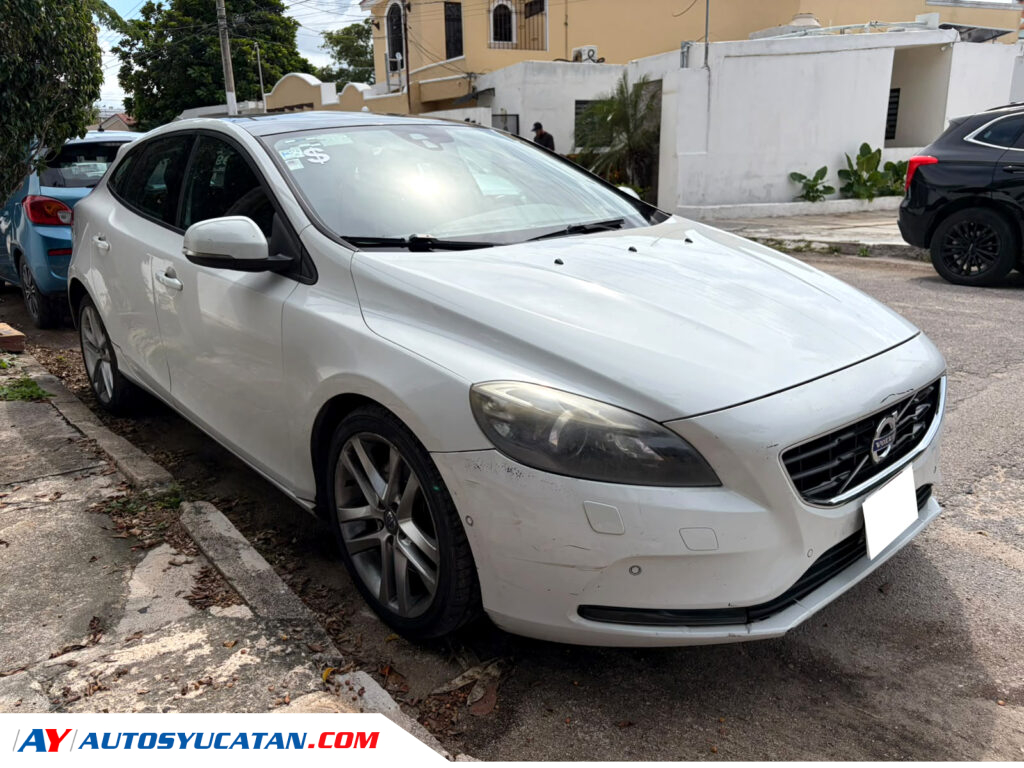 Volvo V40 2016