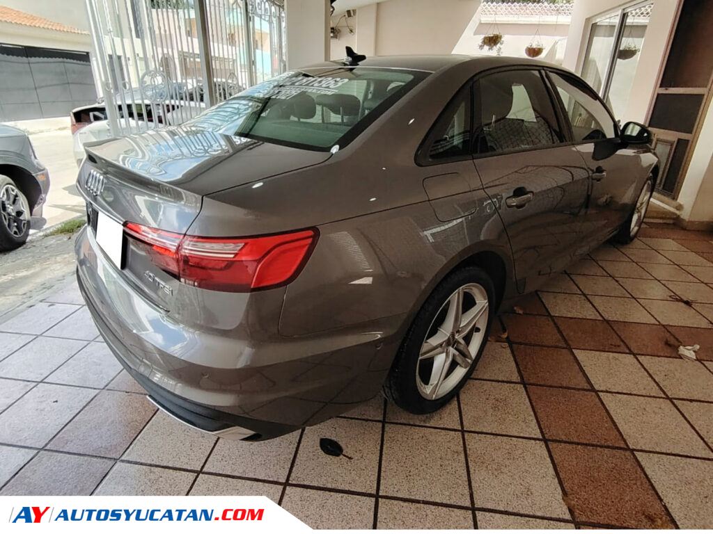Audi A4 TFSI MILD HYB1 2021