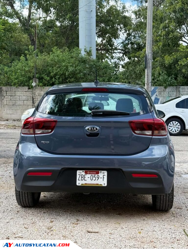 IMPECABLE KIA RIO HATCHBACK EX PACK 2018