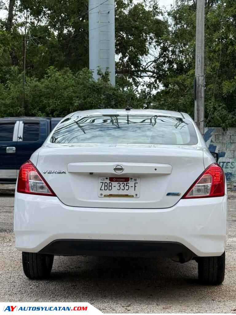 IMPECABLE NISSAN VERSA ADVANCE AUTOMATICO 2016