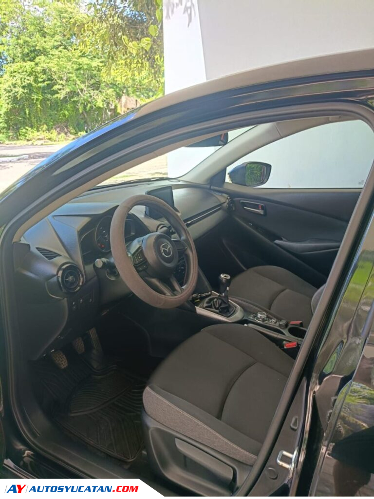 Venta Auto Sedan Mazda 2 Standar