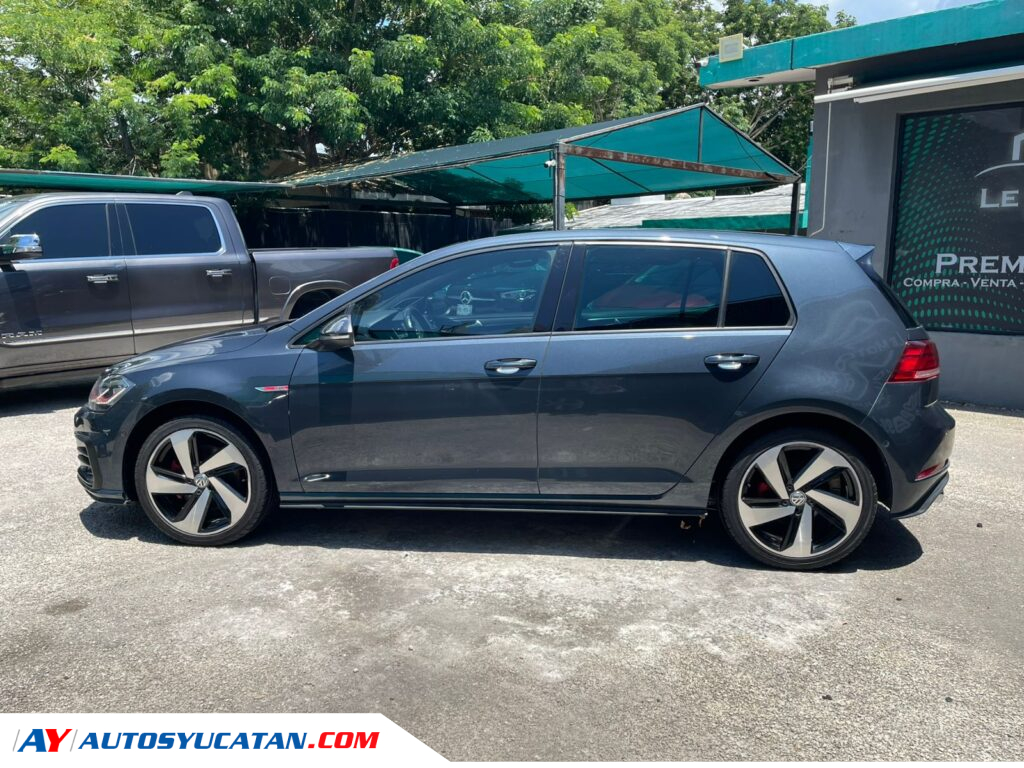 Volkswagen Golf GTI 2020
