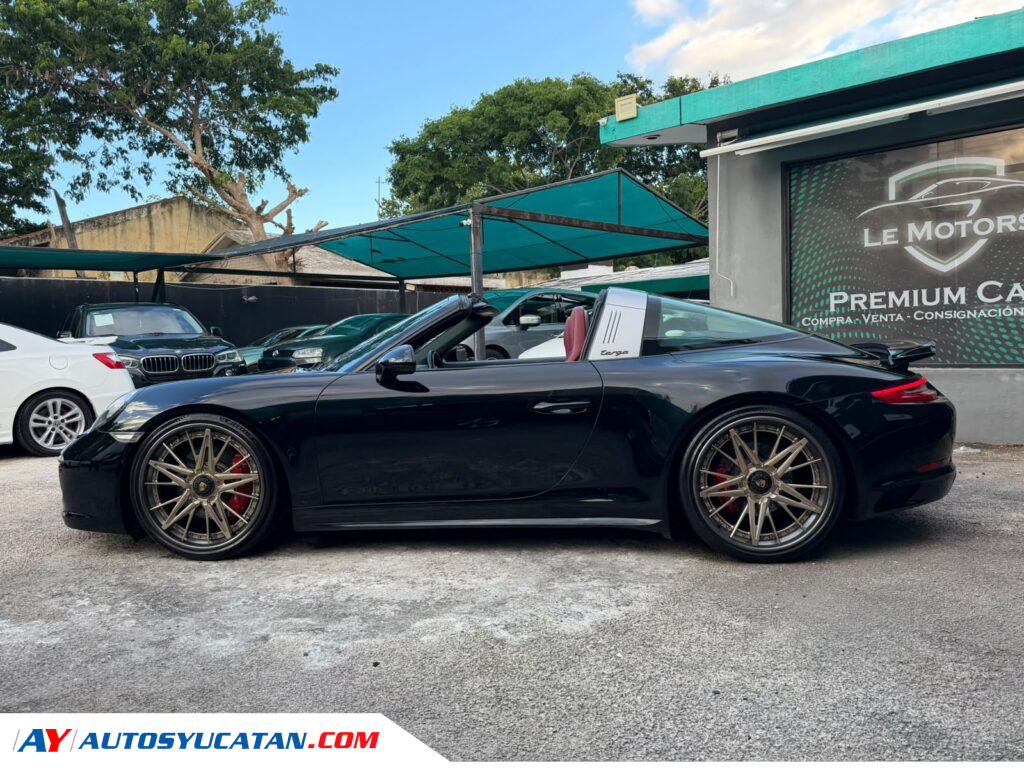 Porsche 911 Targa 4 GTS 2018