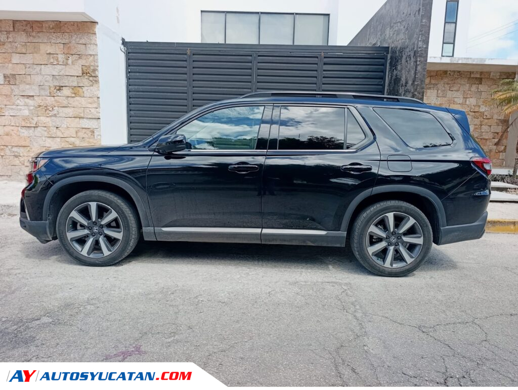 Honda Pilot Touring 2024