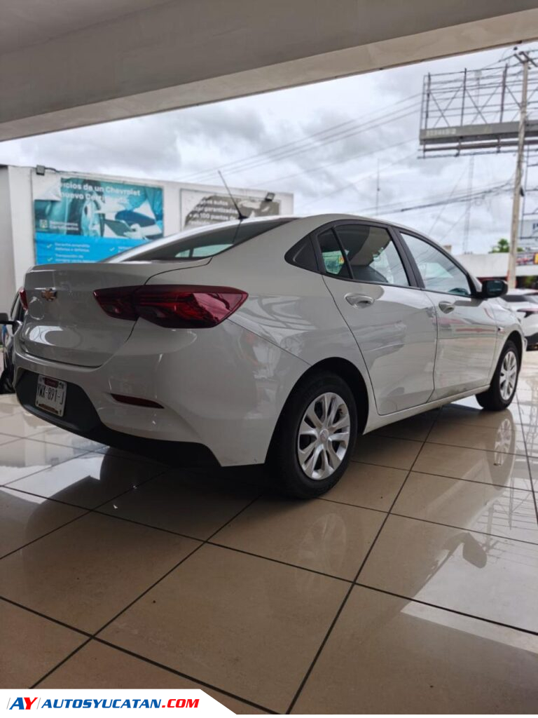 Chevrolet Onix LS Estandar 2025