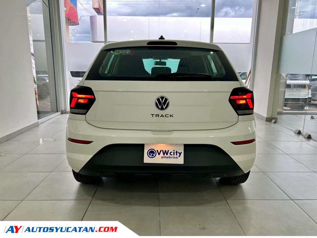 VOLKSWAGEN POLO TRACK  STD  2026