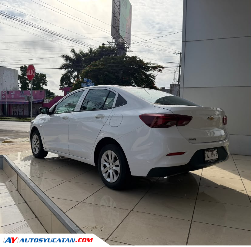 Chevrolet Onix LS Estandar 2022