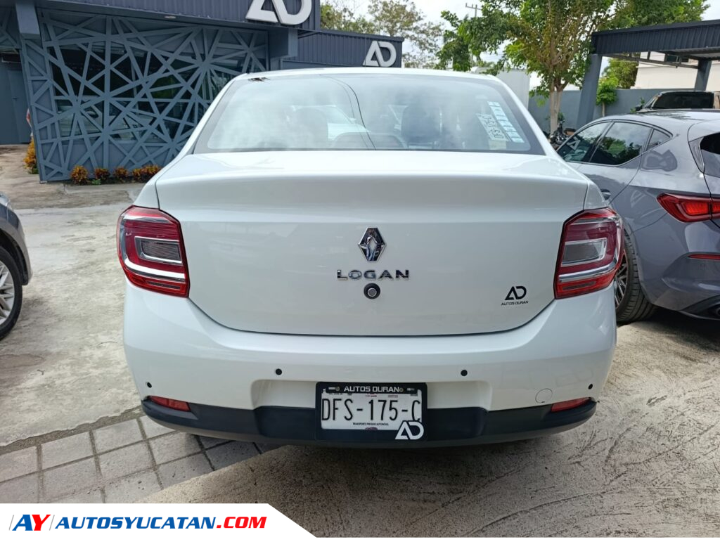 Renault Logan 2024