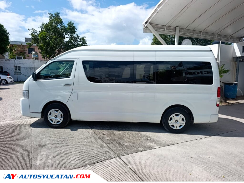 Toyota Hiace 2019