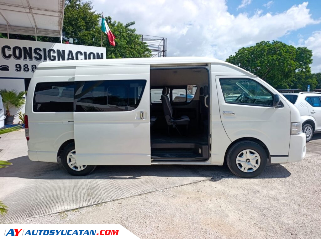 Toyota Hiace 2019