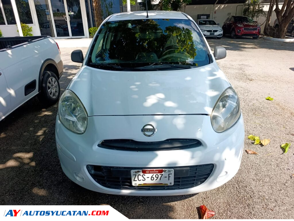 Nissan March 2016