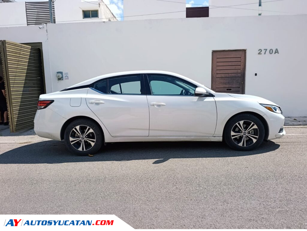 Nissan Sentra Sense CVT Automático 2022