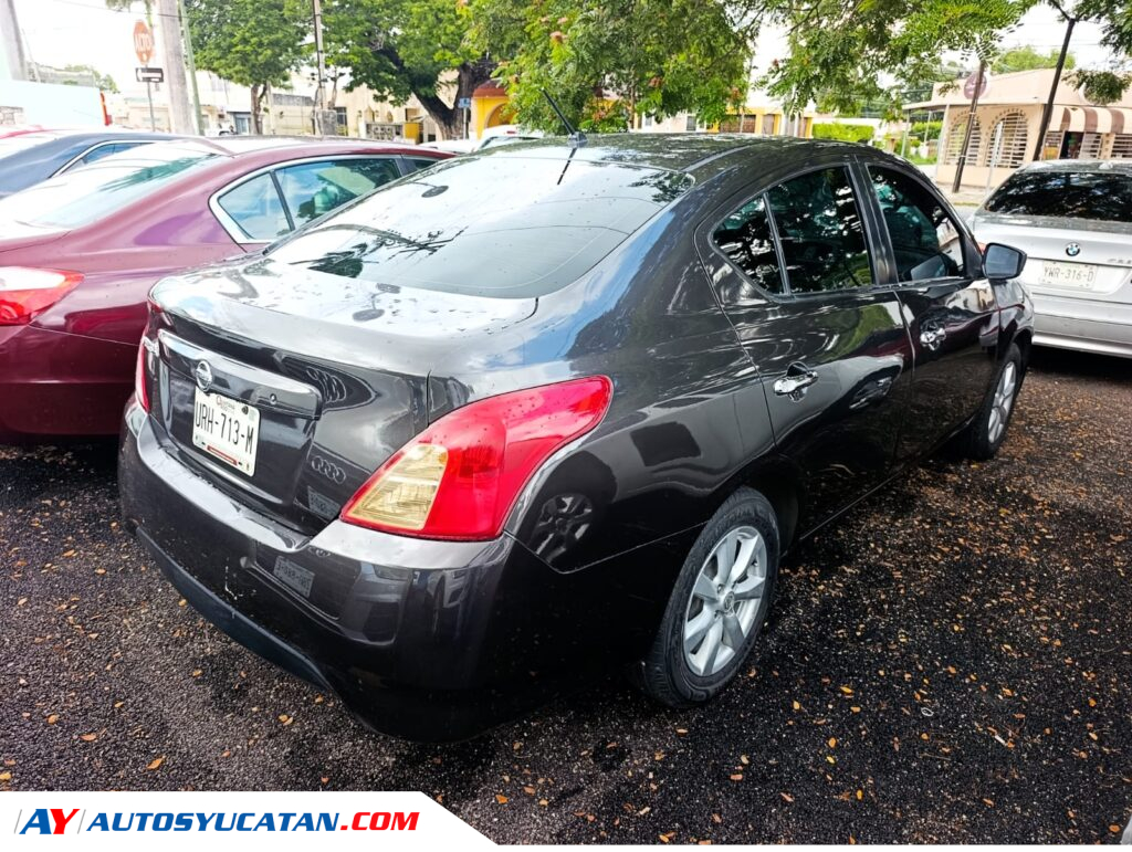Nissan Versa 2019