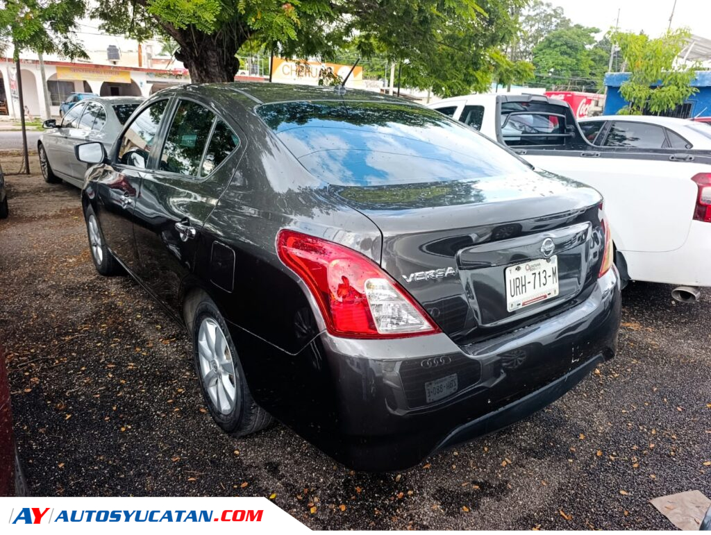 Nissan Versa 2019