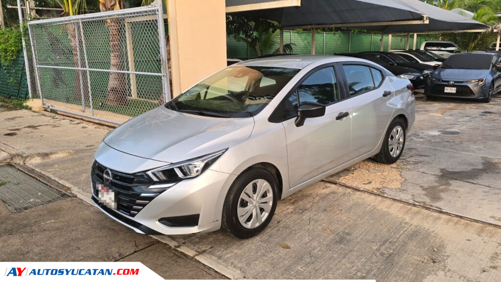 Nissan Versa Aut 2024
