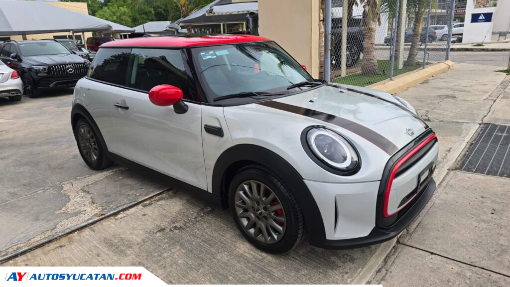Mini Cooper Classic 2022