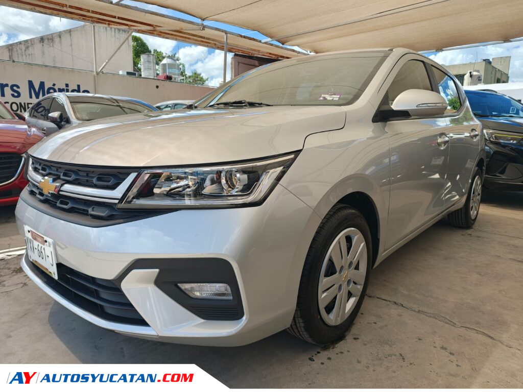 Chevrolet Aveo LS Hatchback Standar 2026