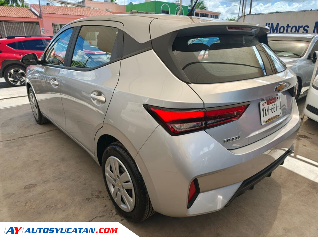 Chevrolet Aveo LS Hatchback Standar 2026