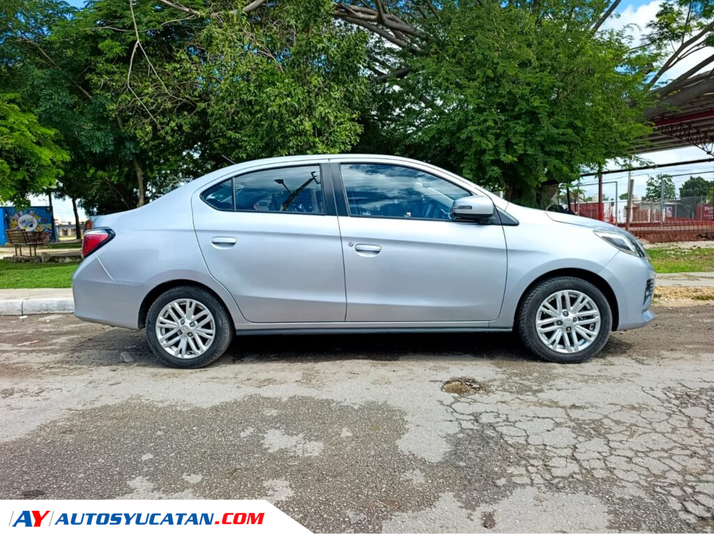 Mitsubishi Mirage G4 GLS 2023.