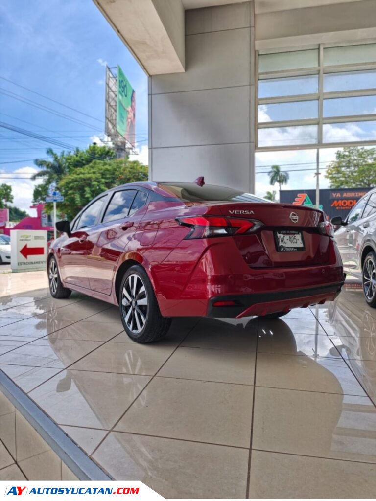 Nissan Versa Platinum Automatico 2022