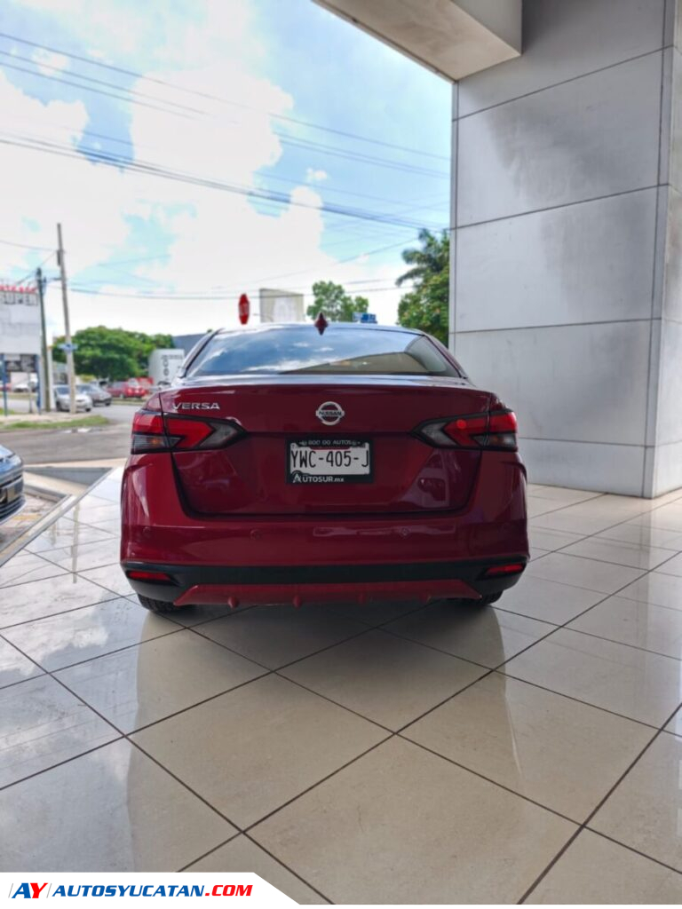 Nissan Versa Platinum Automatico 2022
