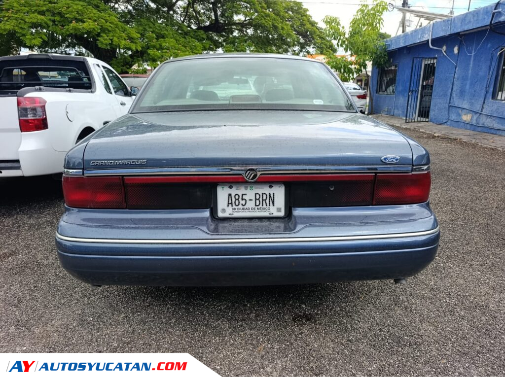 Ford Grand Marquis 1996