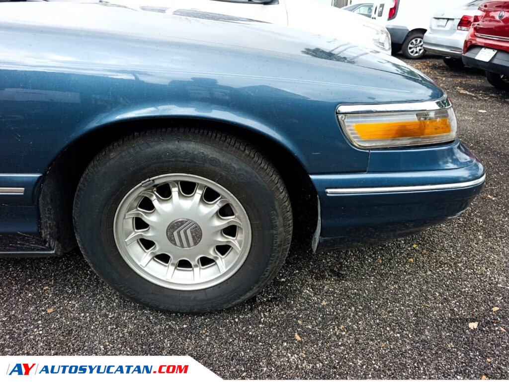 Ford Grand Marquis 1996