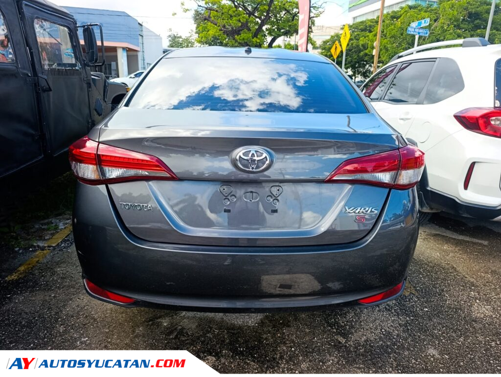Toyota Yaris S 2019