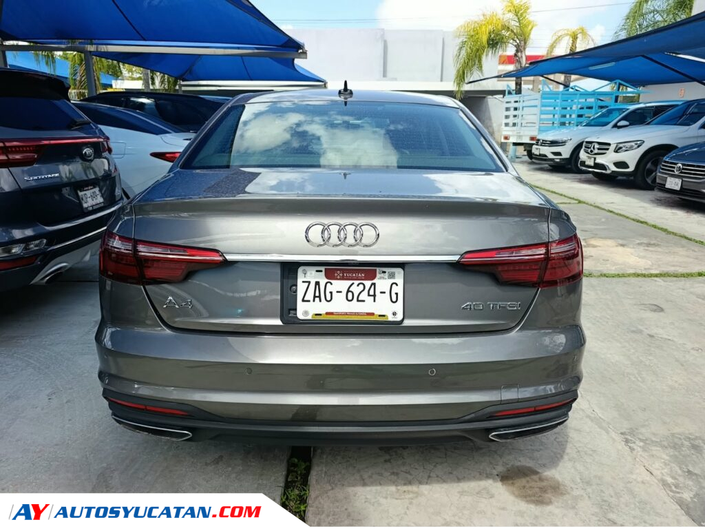 Audi A4 2021