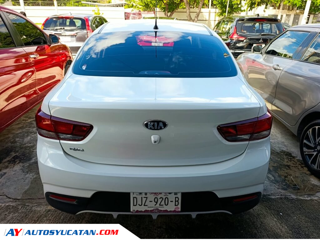Kia Rio STD 2020