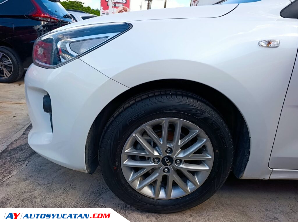 Kia Rio STD 2020