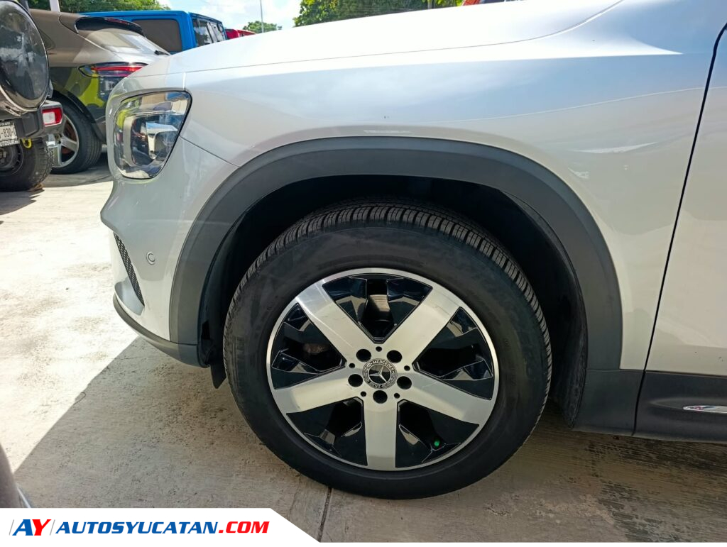 Mercedes Benz GLB 200 2022