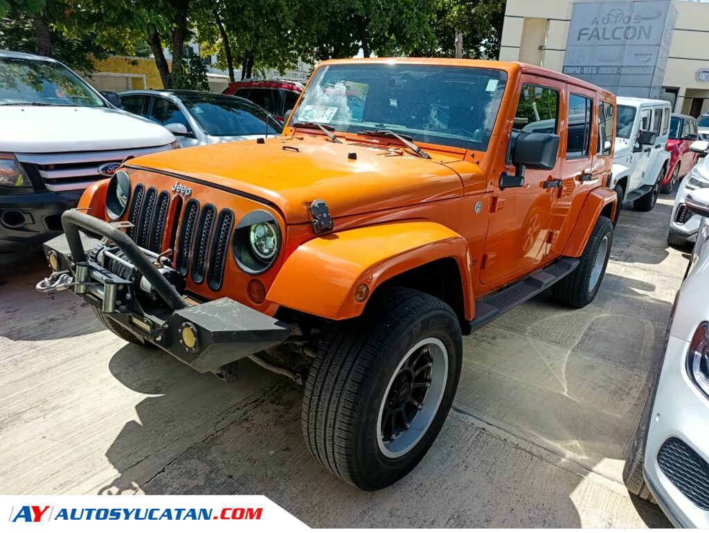 Jeep Wrangler Sahara 2013
