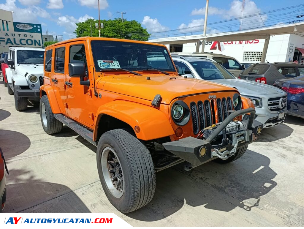 Jeep Wrangler Sahara 2013