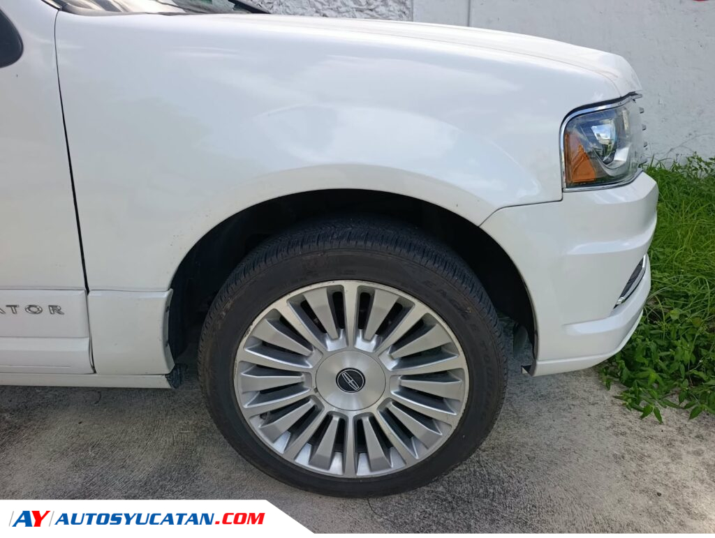 Lincoln Navigator 2015