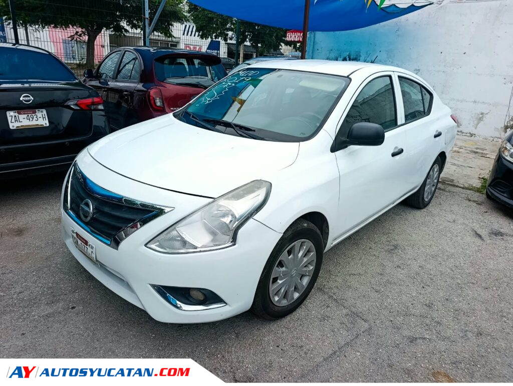 Nissan Versa STD 2019